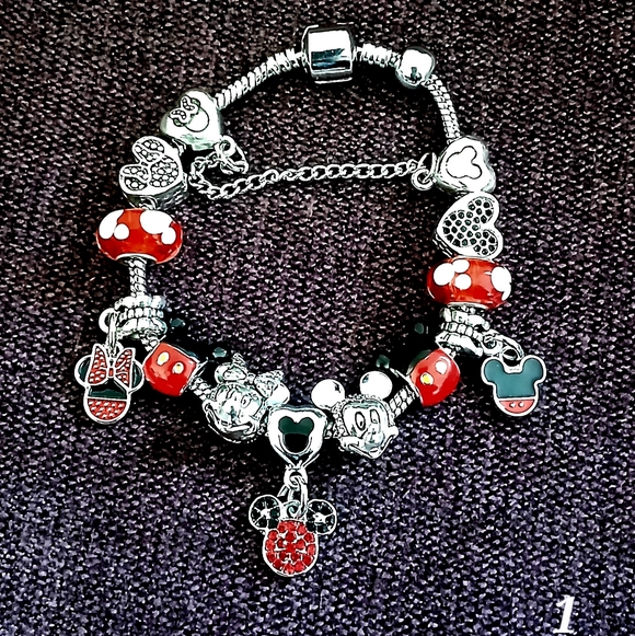 Mickey Mouse Hot Charm Bracelet